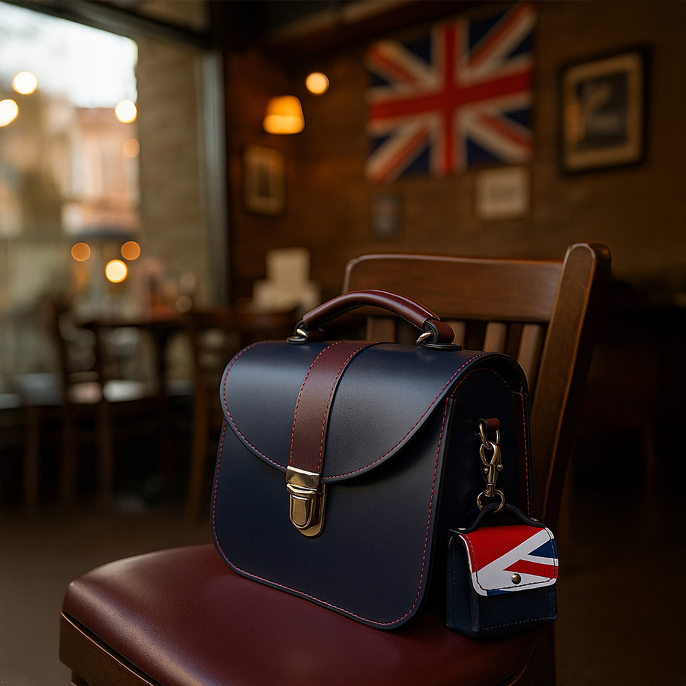 ユニオンジャックのミニバッグチャームをプレゼント - ザッチェルズ